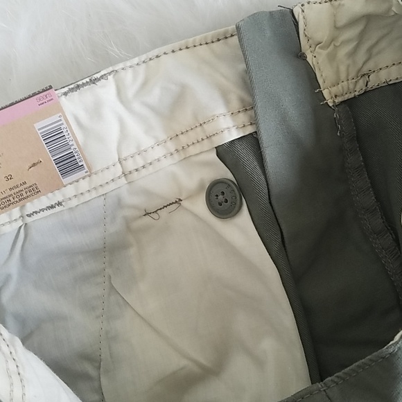 NWT flat front shorts - Picture 6 of 7